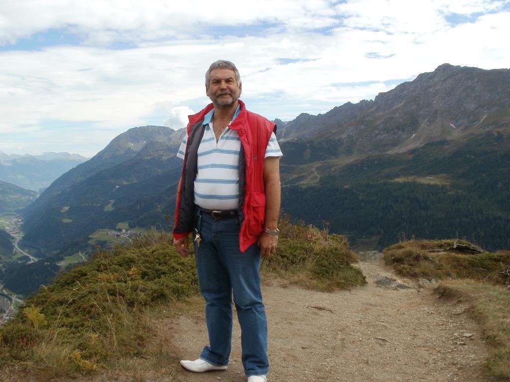 Hotel Pez Ault Disentis Kültér fotó
