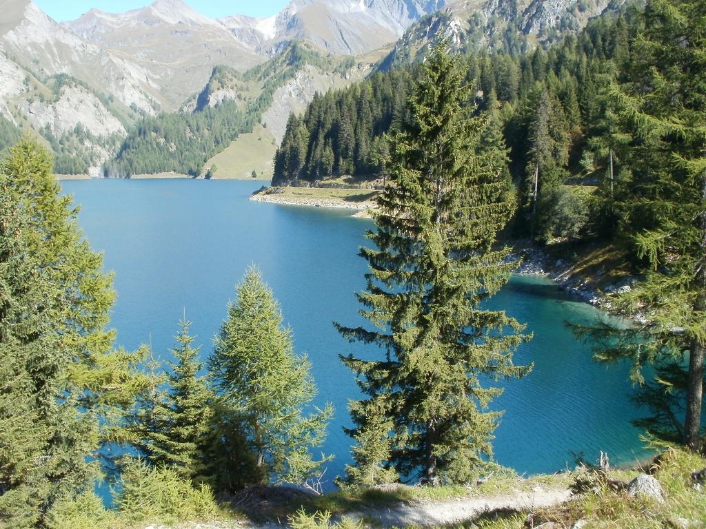 Hotel Pez Ault Disentis Kültér fotó