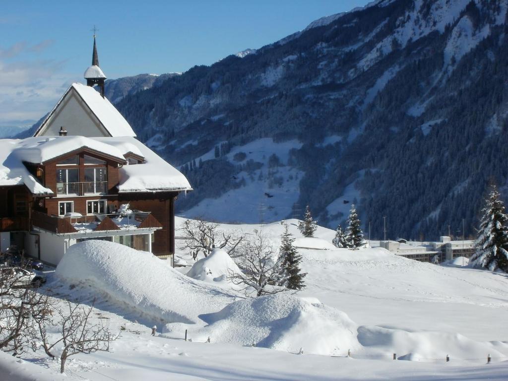 Hotel Pez Ault Disentis Kültér fotó